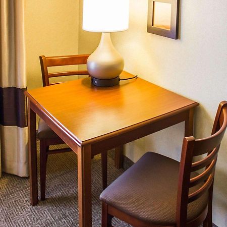 Comfort Inn Guilford Near I-95 Екстер'єр фото