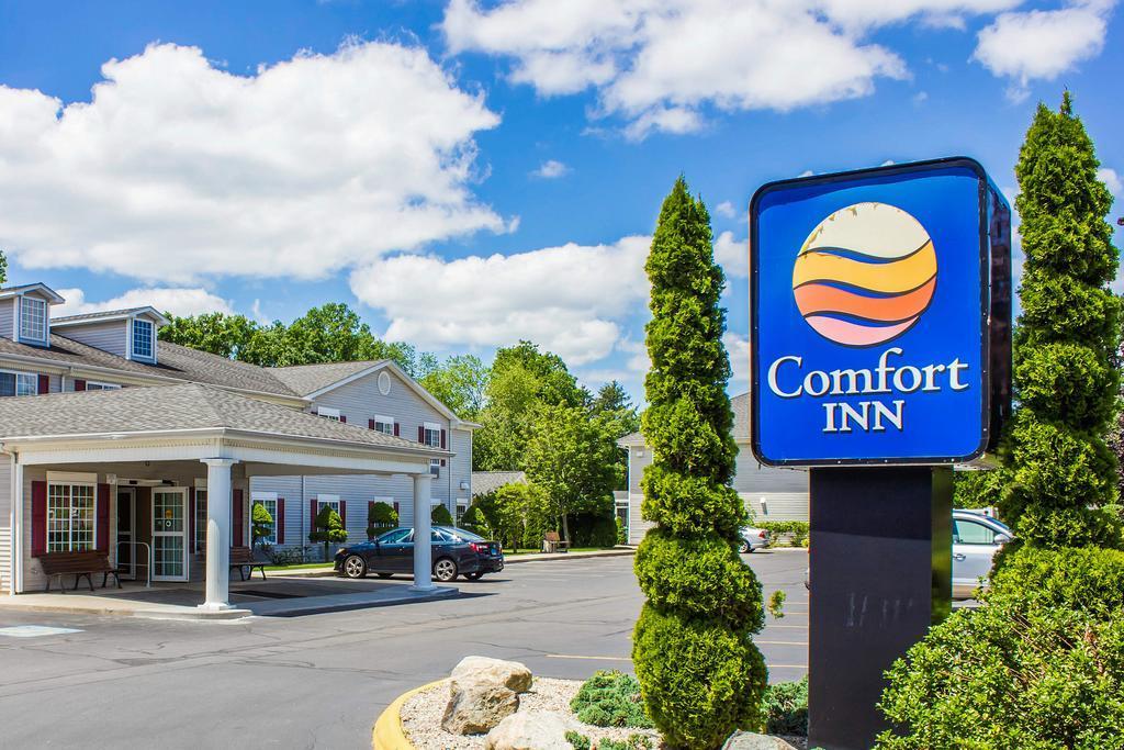 Comfort Inn Guilford Near I-95 Екстер'єр фото