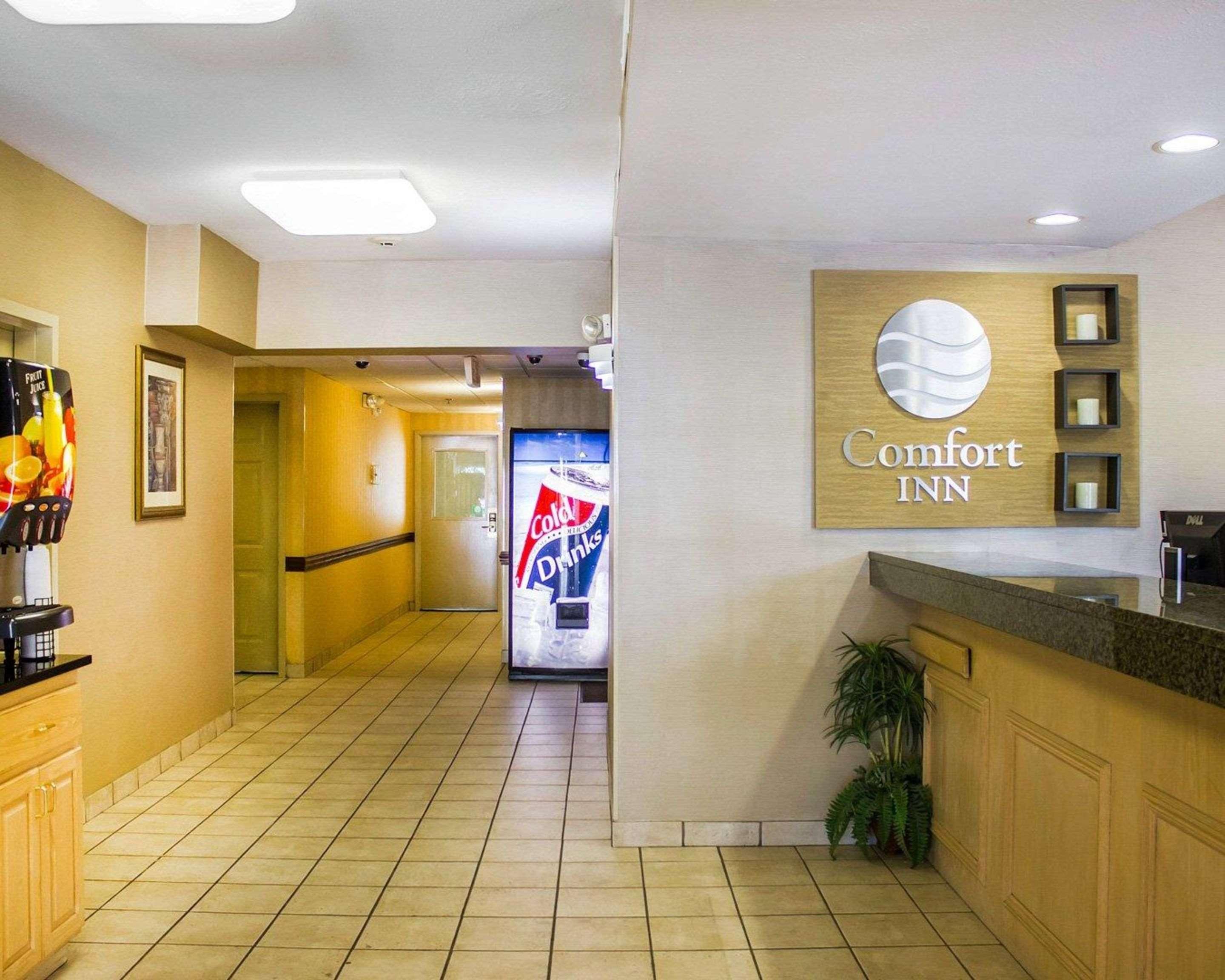 Comfort Inn Guilford Near I-95 Екстер'єр фото